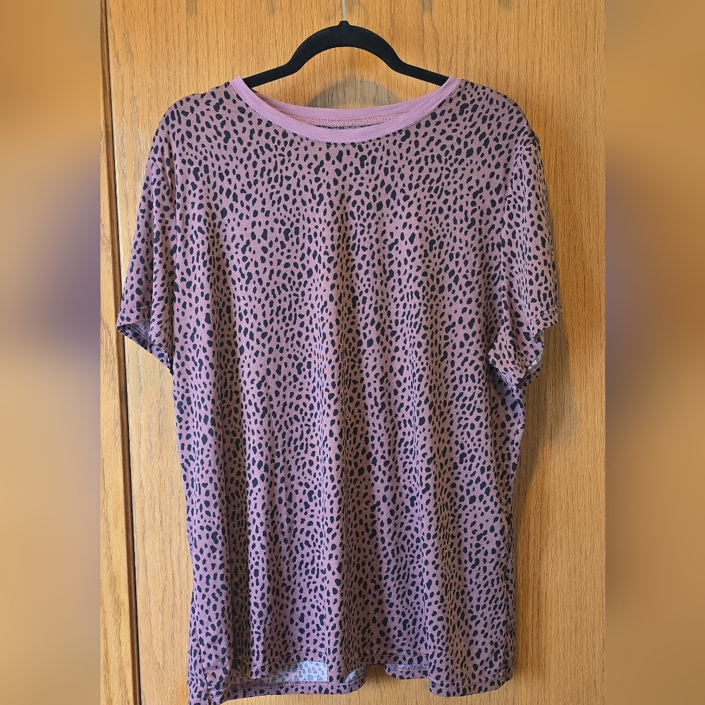 2XL Animal Print Short Sleeve Worn Once